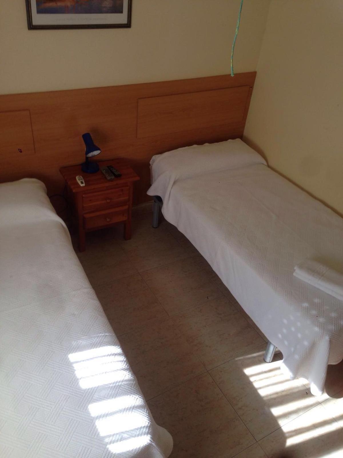 Hostal Jose Luis Brunete Luaran gambar