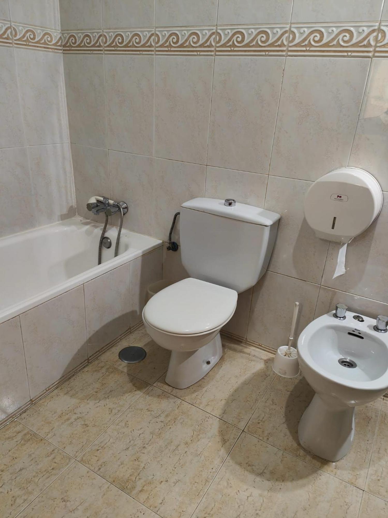 Hostal Jose Luis Brunete Luaran gambar