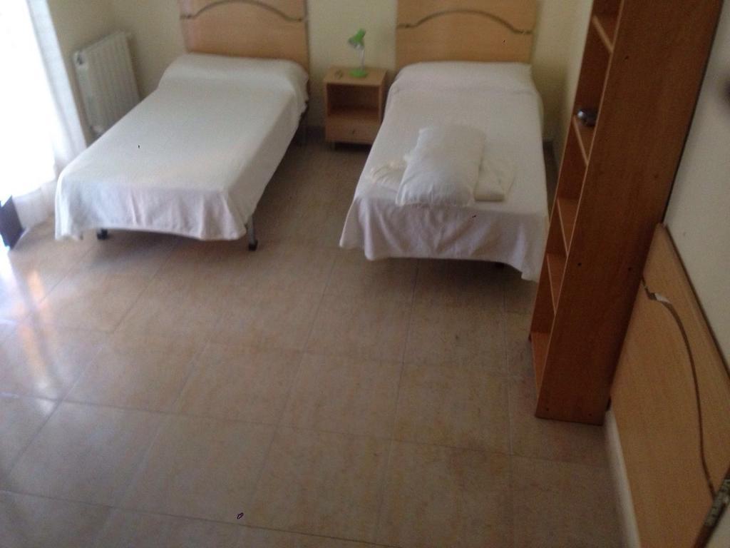 Hostal Jose Luis Brunete Luaran gambar