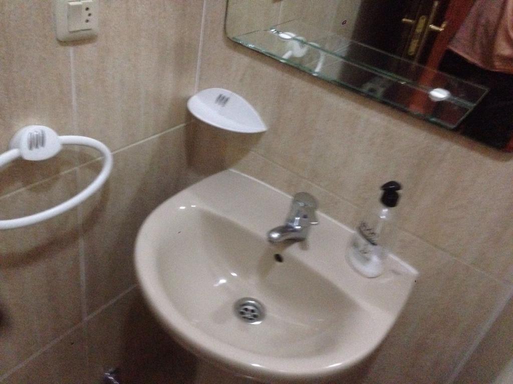 Hostal Jose Luis Brunete Luaran gambar